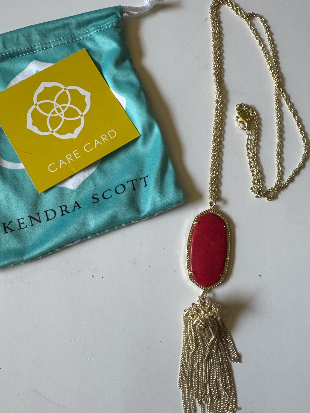 Kendra Scott long pendant necklace in red and gold